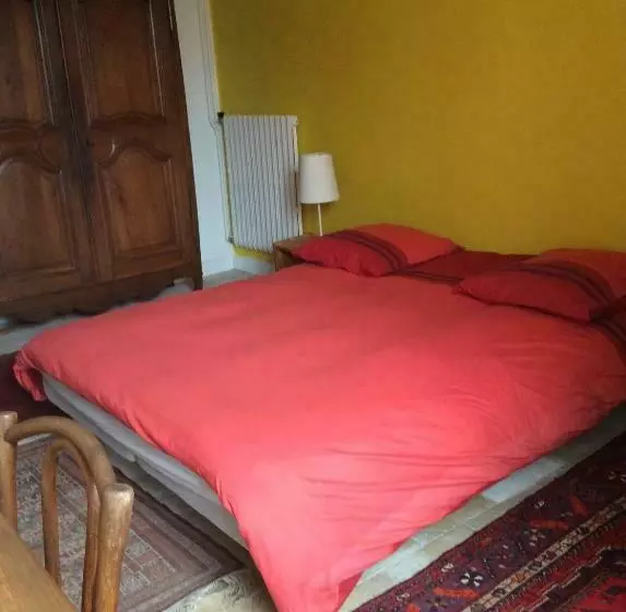 ベッドアンドブレックファースト Chambres D Hôtes Au Calme