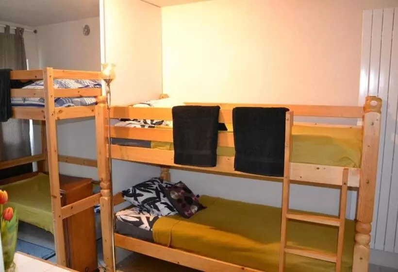 Leleka Hostel 4 Km Disneyland 30 Min Paris