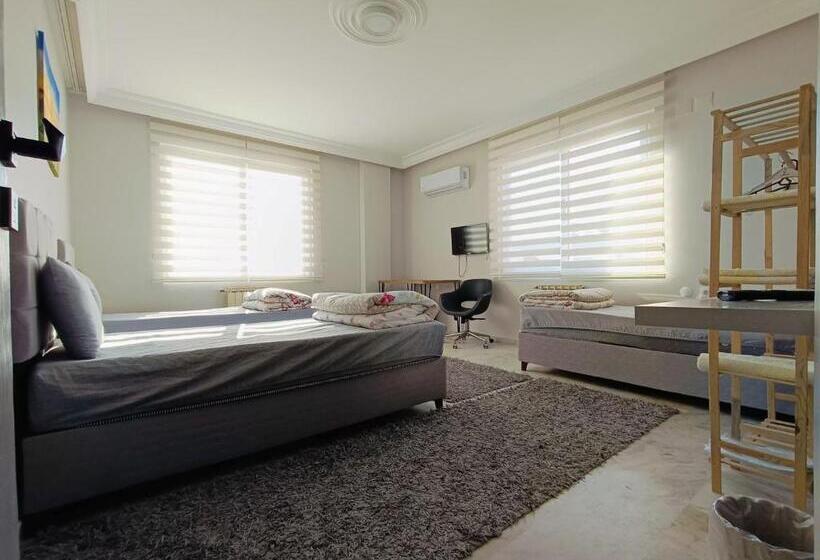 酒店 Grond Konaklama Mersin