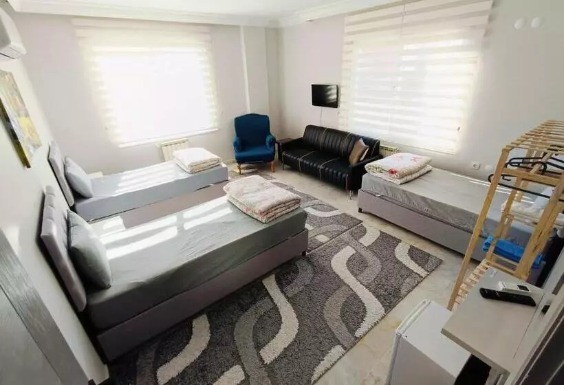 ホテル Grond Konaklama Mersin