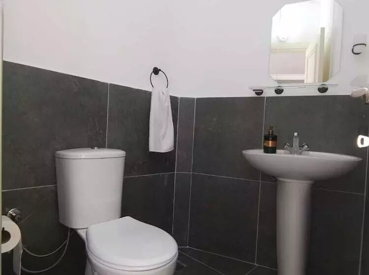 ホテル Grond Konaklama Mersin