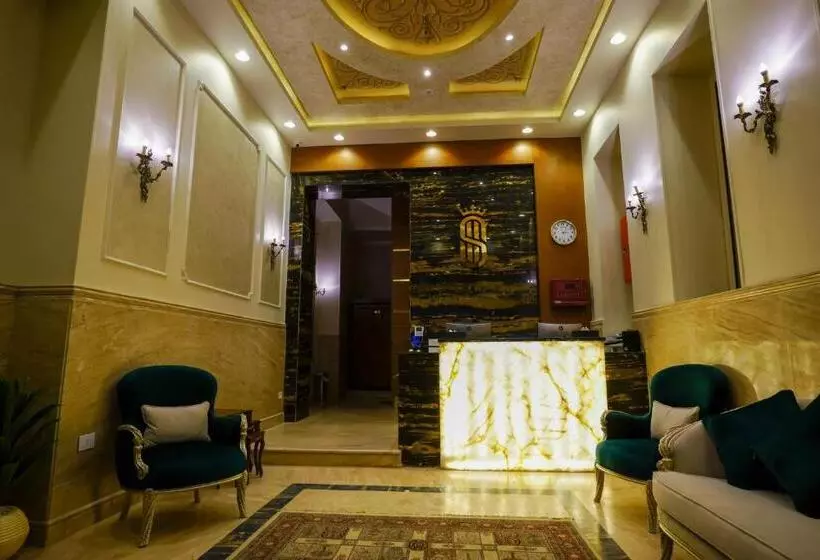 Savoy Hotel Elminya