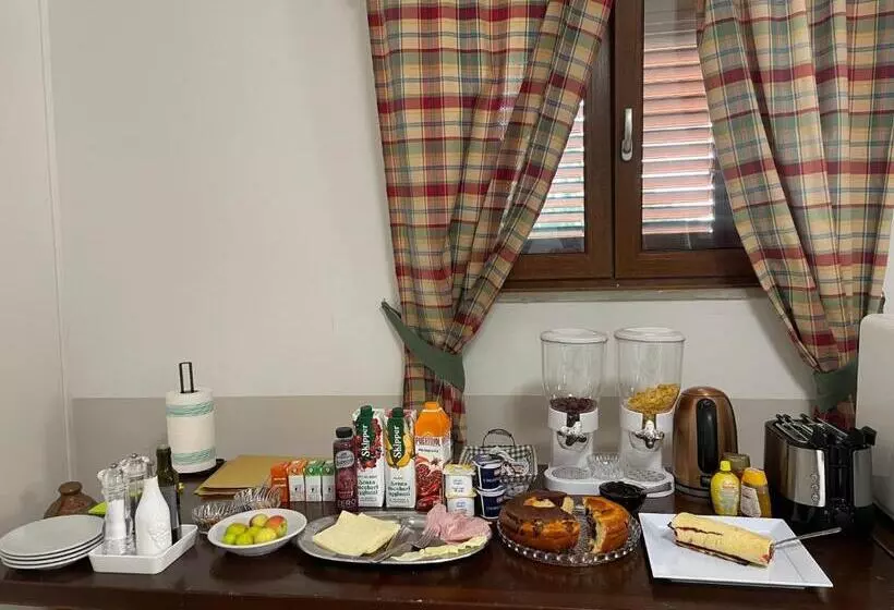 Aamiaismajoitus (B&B) Villa Del Colle Camera Merlot