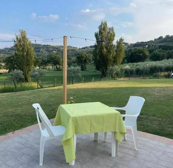 Aamiaismajoitus (B&B) Villa Del Colle Camera Merlot