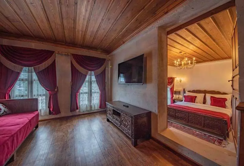 هتل Four Mansions