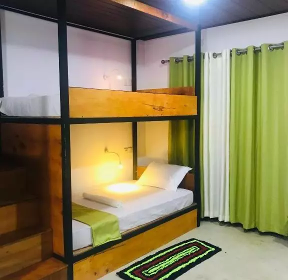 Hotelli Green Senz By Wildflower