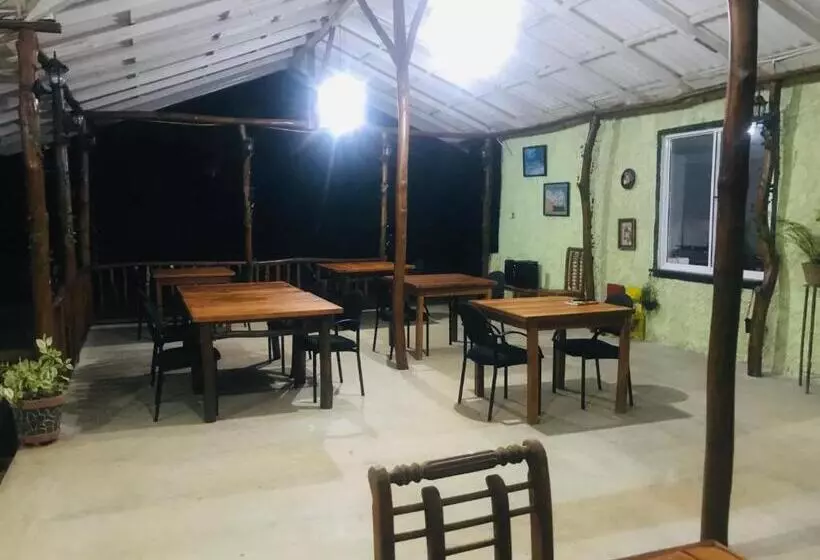 Hotelli Green Senz By Wildflower