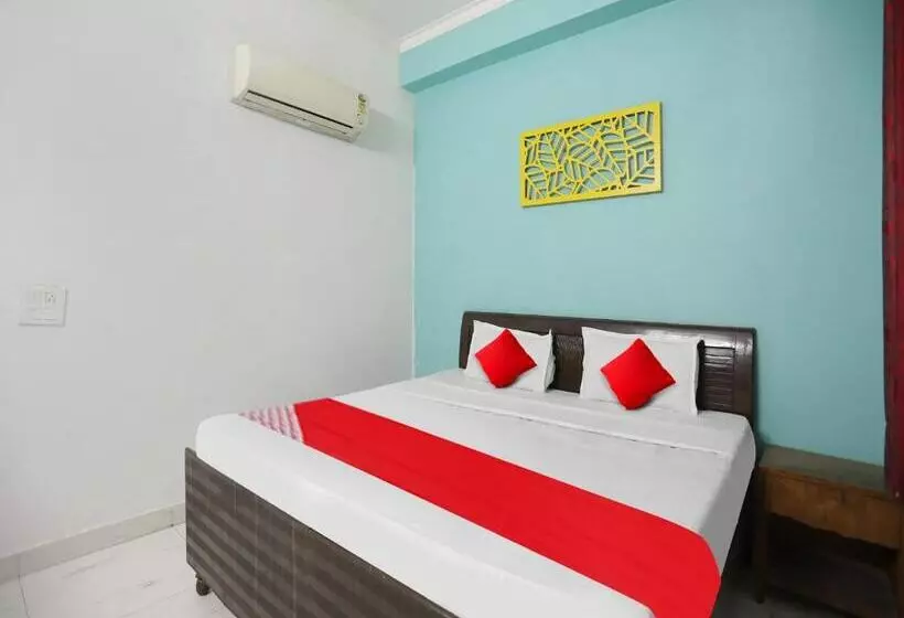 Hotelli Oyo Flagship 81365 Friends Homestay