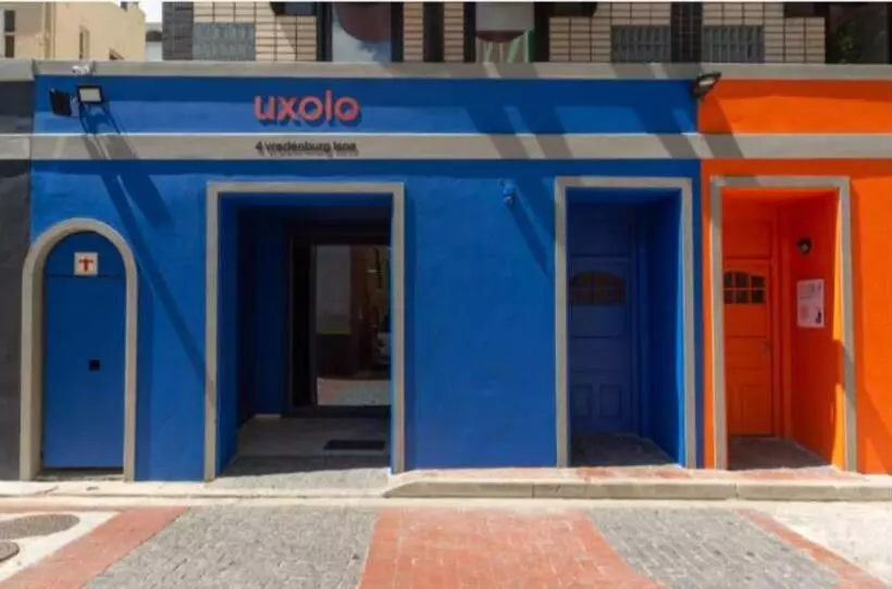 Uxolo Executive 7.2 Micro Living + Mountain View