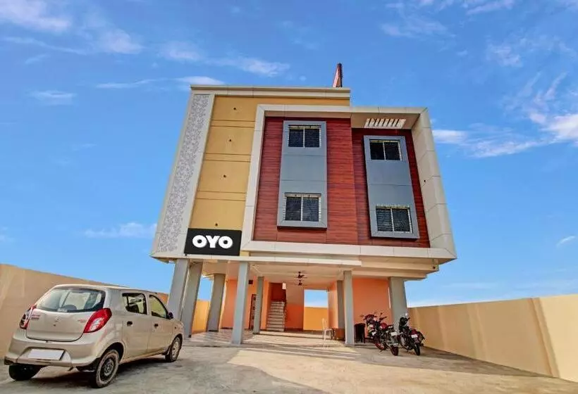 Hotelli Oyo Flagship 81359  Anand In