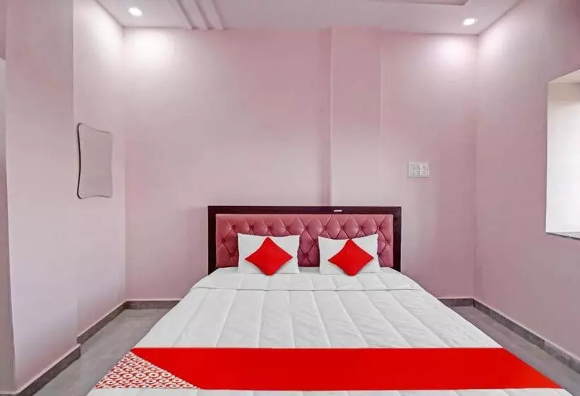 Hotelli Oyo Flagship 81359  Anand In