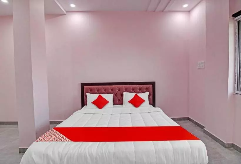 Hotelli Oyo Flagship 81359  Anand In