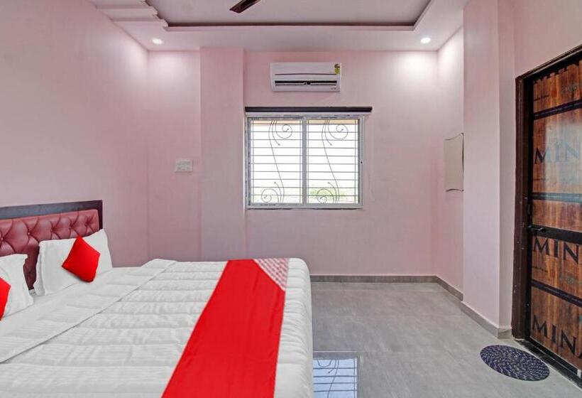 Hotel Oyo Flagship 81359  Anand In