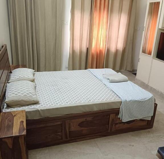 פנסיון The Olive Greens