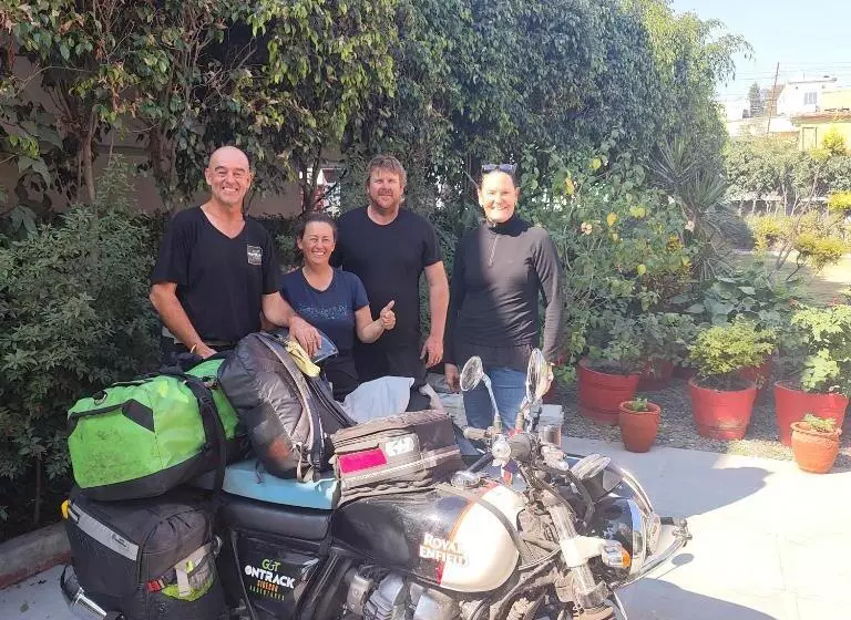 ペンション The Olive Greens