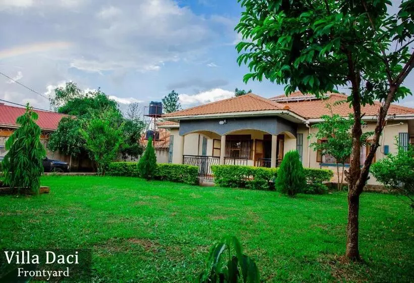 پانسیون Villa Daci