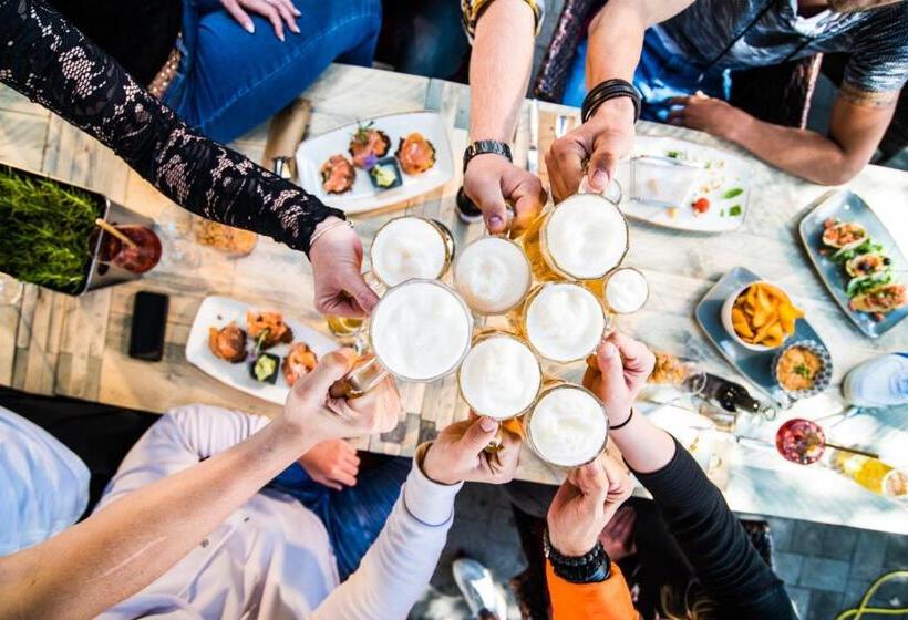 Hagen`s Hotel Eat & Meet Restaurant Bar Lounge