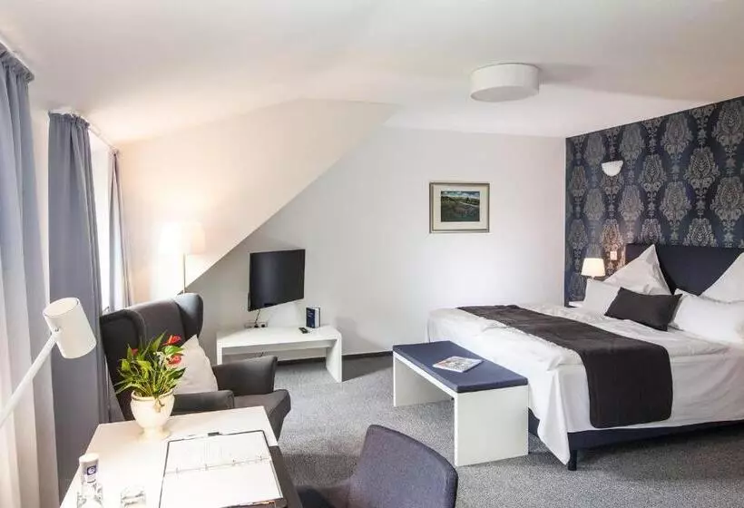 Hofgut Dippelshof Hotel  Und Restaurant Kg