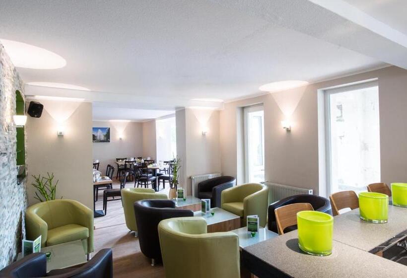 בית מלון כפרי Am Herkules