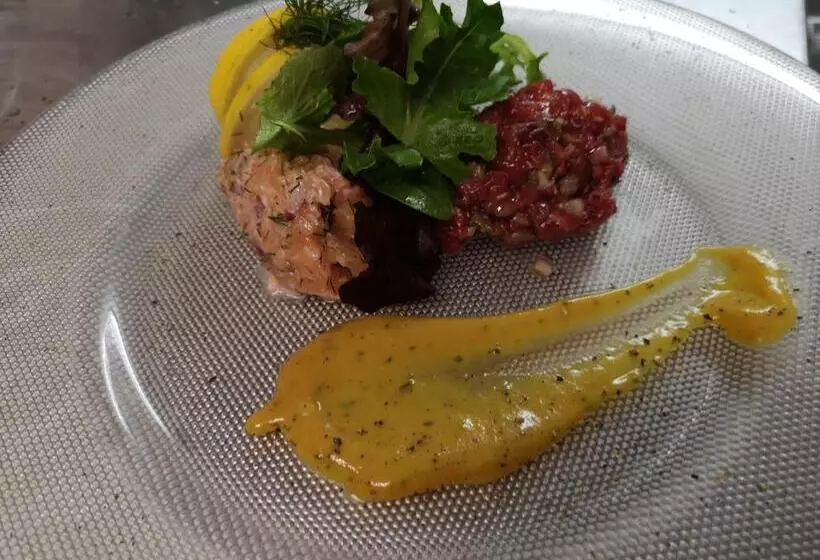 Hotelli Dreikonig & Restaurant Seegourmet