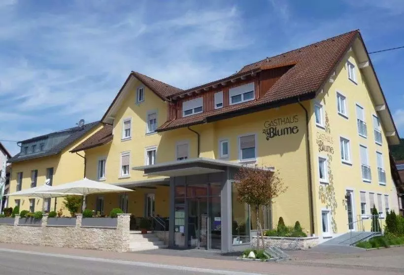 ホテル Gasthof Blume