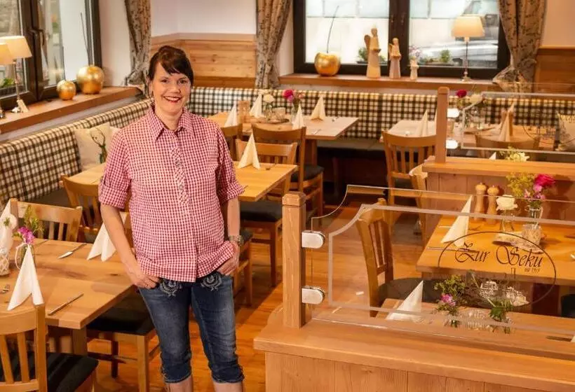 Hotelli Gasthof Zur Seku