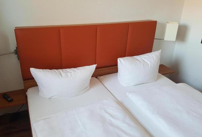 فندق Landhaus Knötel