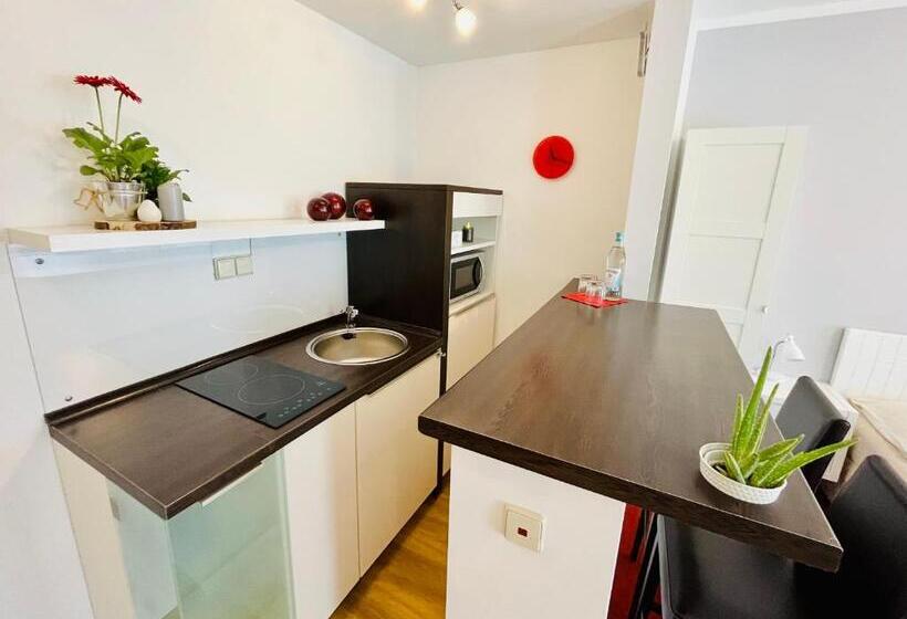 Otel Pension Garni No.11