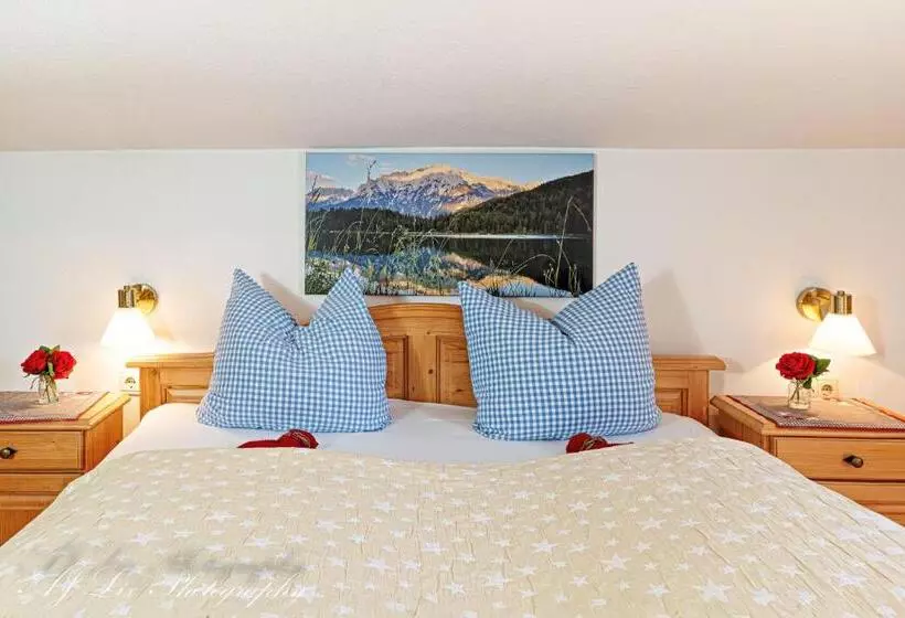 Hotelli Pension Karner