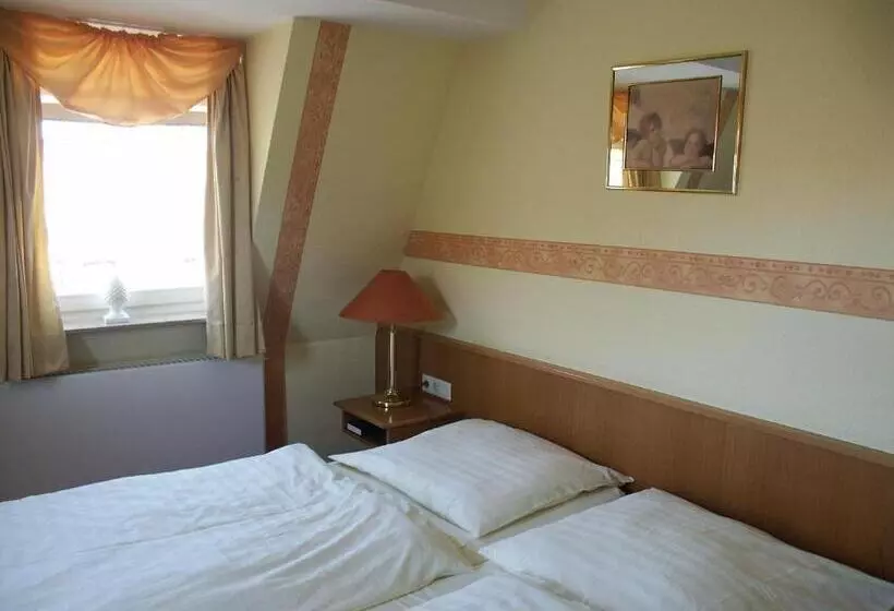 Hotelli Restaurant Orakel