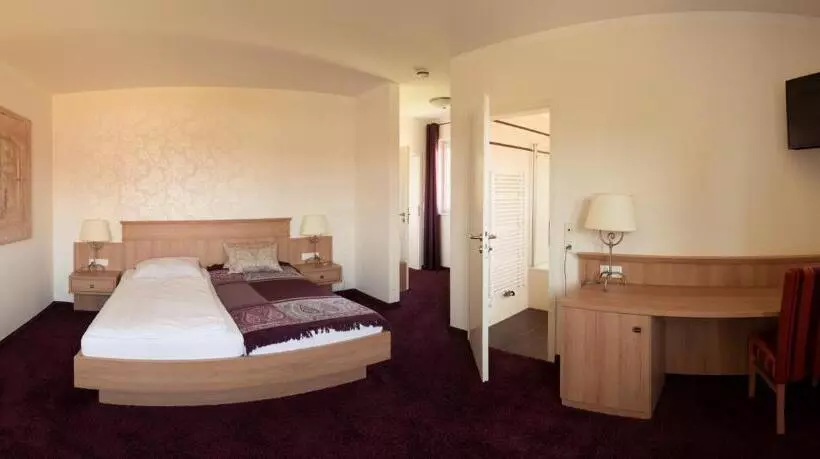 Hotel Restaurant Zum Heidekrug