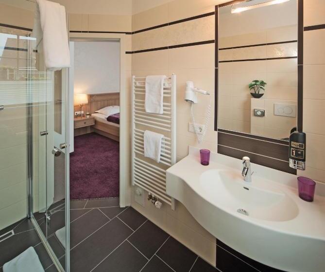 Отель Restaurant Zum Heidekrug