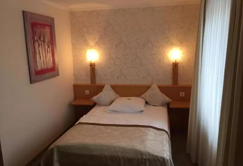 Hotel Restaurant Zum Heidekrug