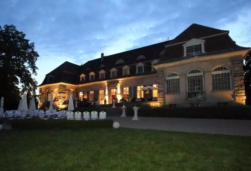 Hotelli Schloss Kartzow