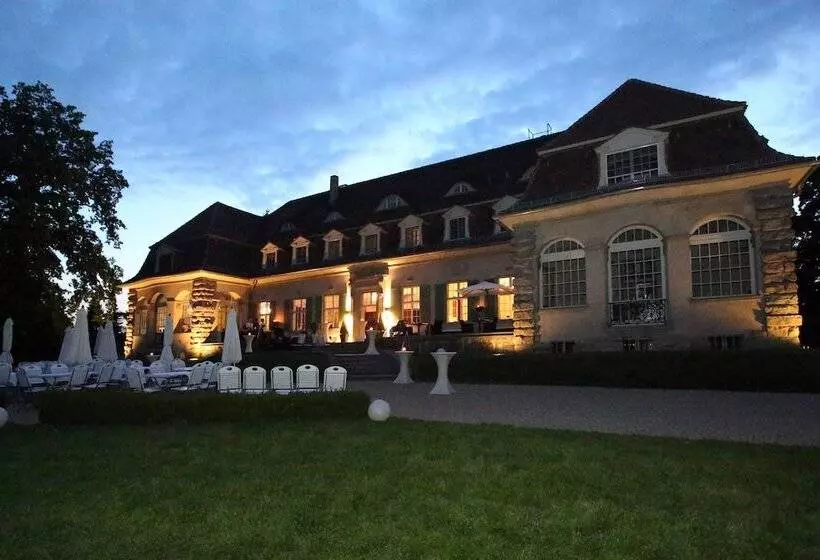 Hotelli Schloss Kartzow