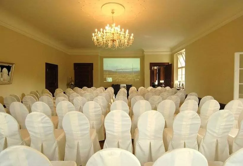 Hotelli Schloss Kartzow