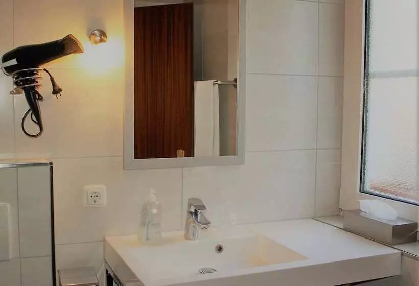 Hotelli Schöne Aussicht