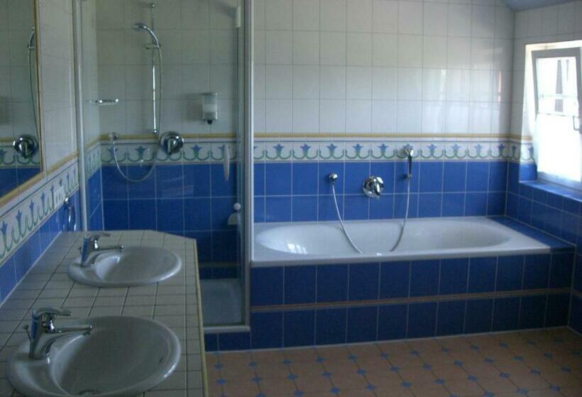 Отель The Cosy Home