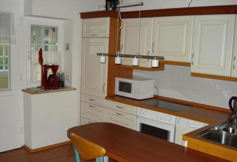 Отель The Cosy Home