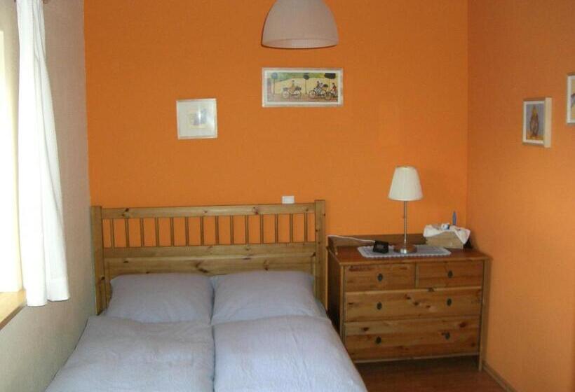 Отель The Cosy Home