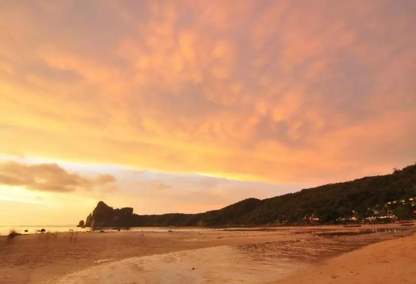 Phi Phi Twin Palms Bungalow