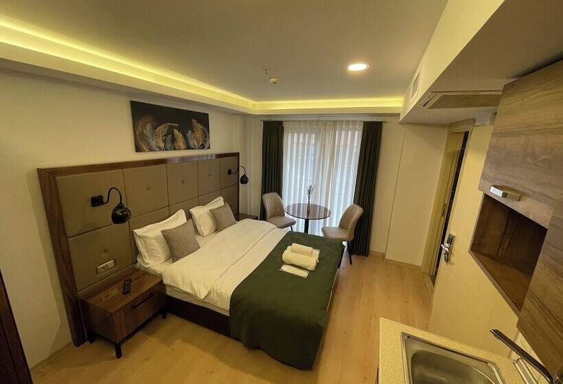 Elegance Suites