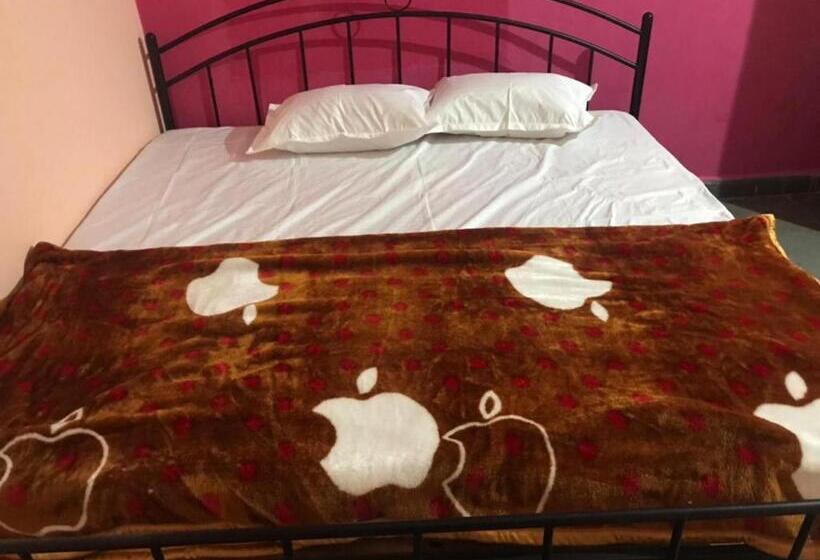 پانسیون Shivlok Guest House