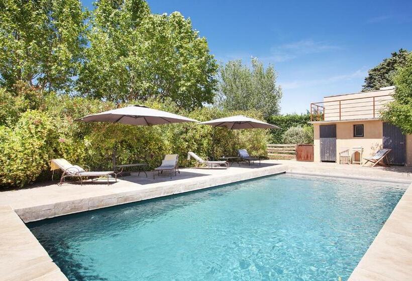 مبيت وإفطار Haras Saint Estève