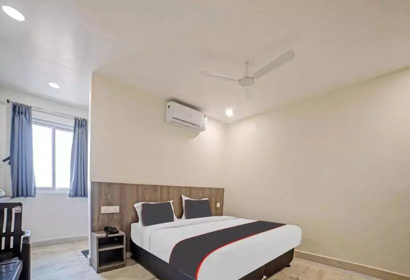 ホテル Swagath Residency