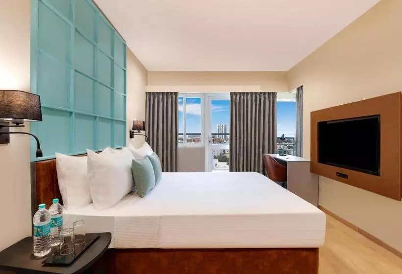 هتل Lemon Tree Suites, Whitefield, Bengaluru