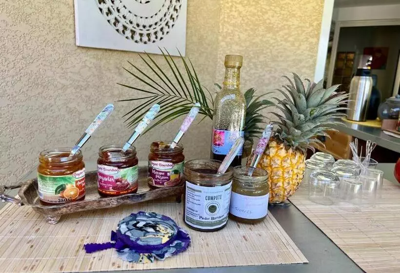 پانسیون Villa Ti Moon, Entre Deux, Piscine