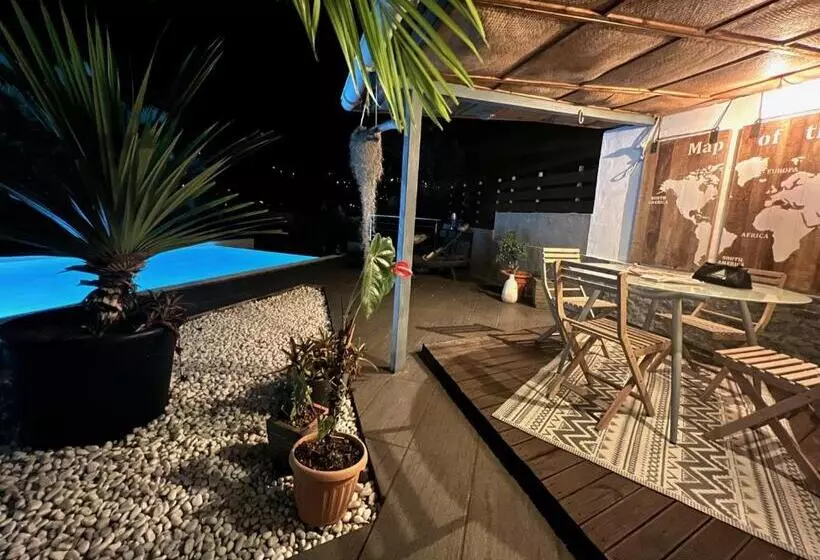 پانسیون Villa Ti Moon, Entre Deux, Piscine