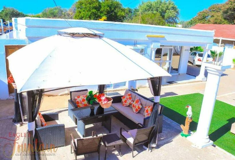 تختخواب و صبحانه Eagles Fountain Self Catering Apartment