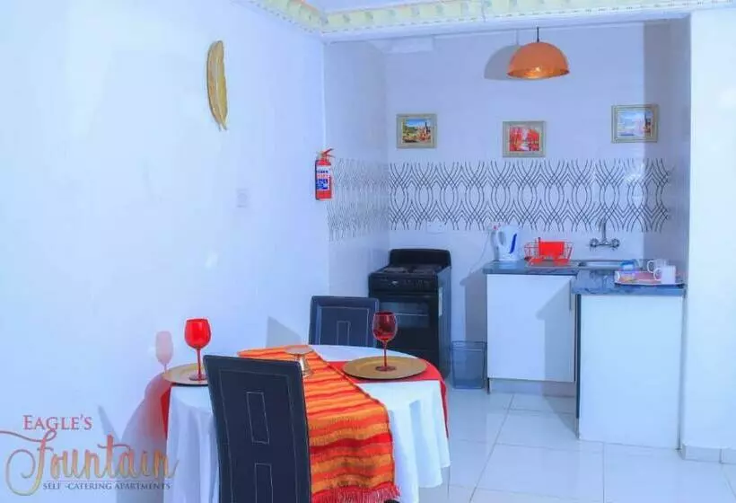تختخواب و صبحانه Eagles Fountain Self Catering Apartment